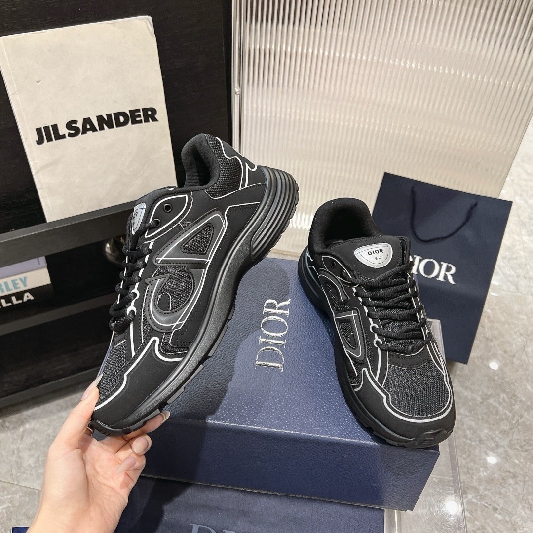 Dior B30 — Modèle 10