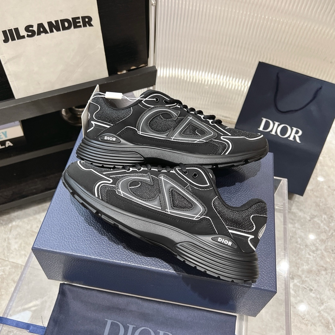 Dior B30 — Modèle 10