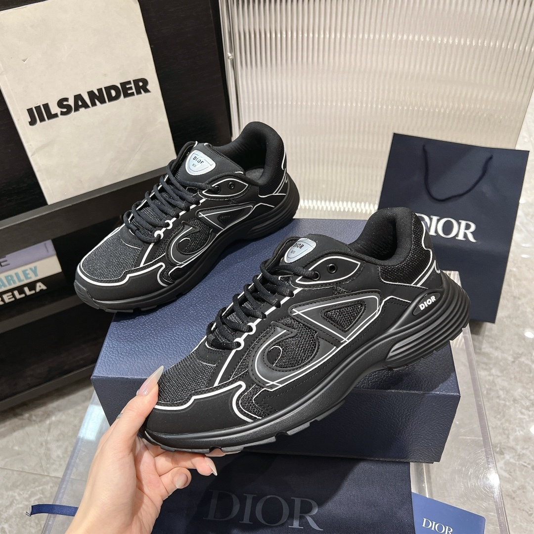 Dior B30 — Modèle 10