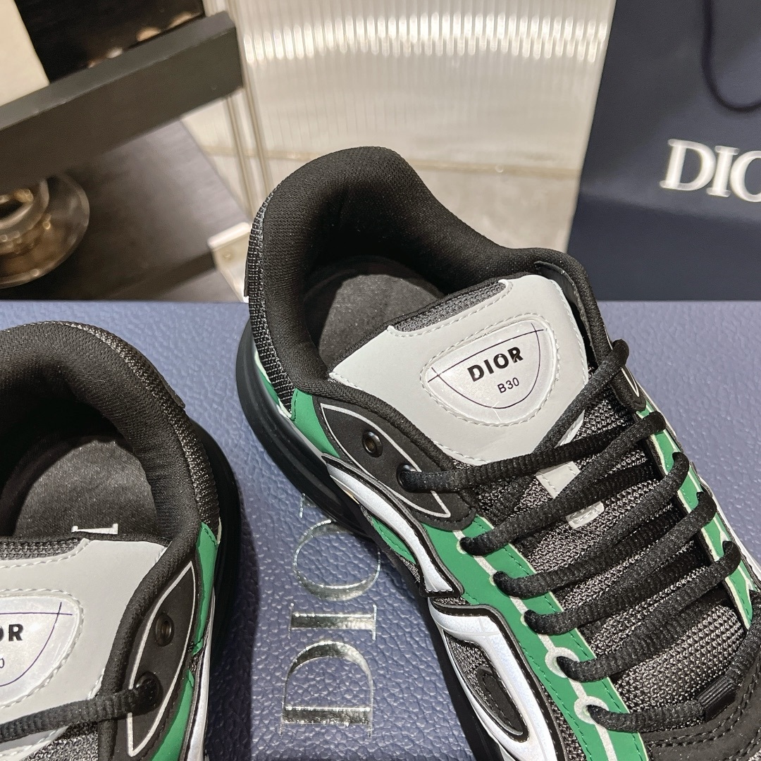 Dior B30 — Modèle 2