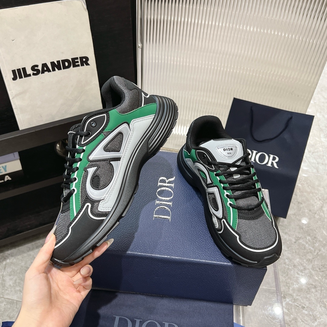 Dior B30 — Modèle 2