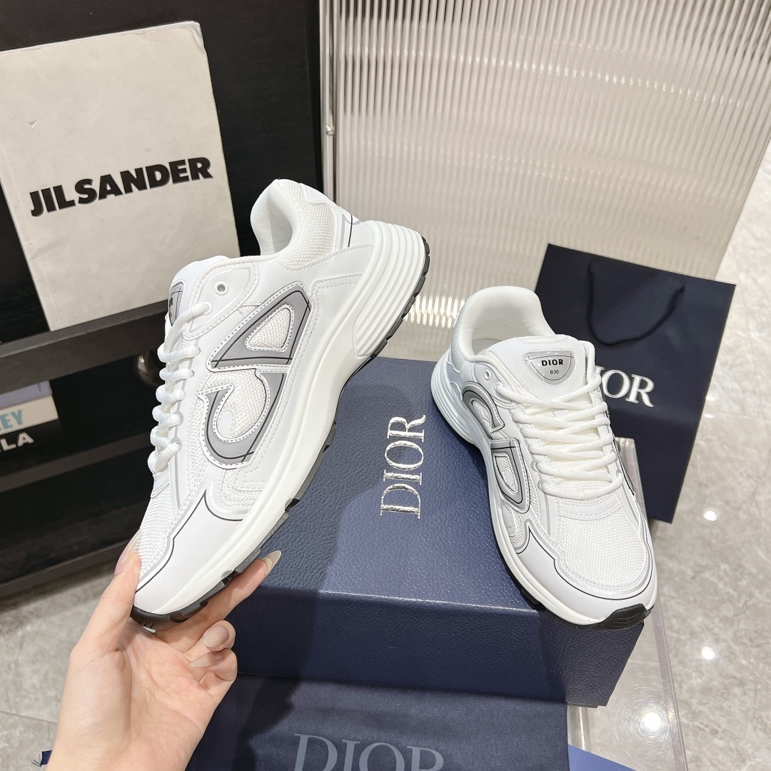 Dior B30 — Modèle 4