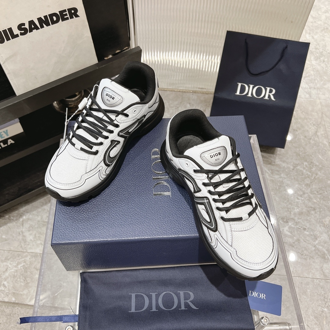 Dior B30 — Modèle 6