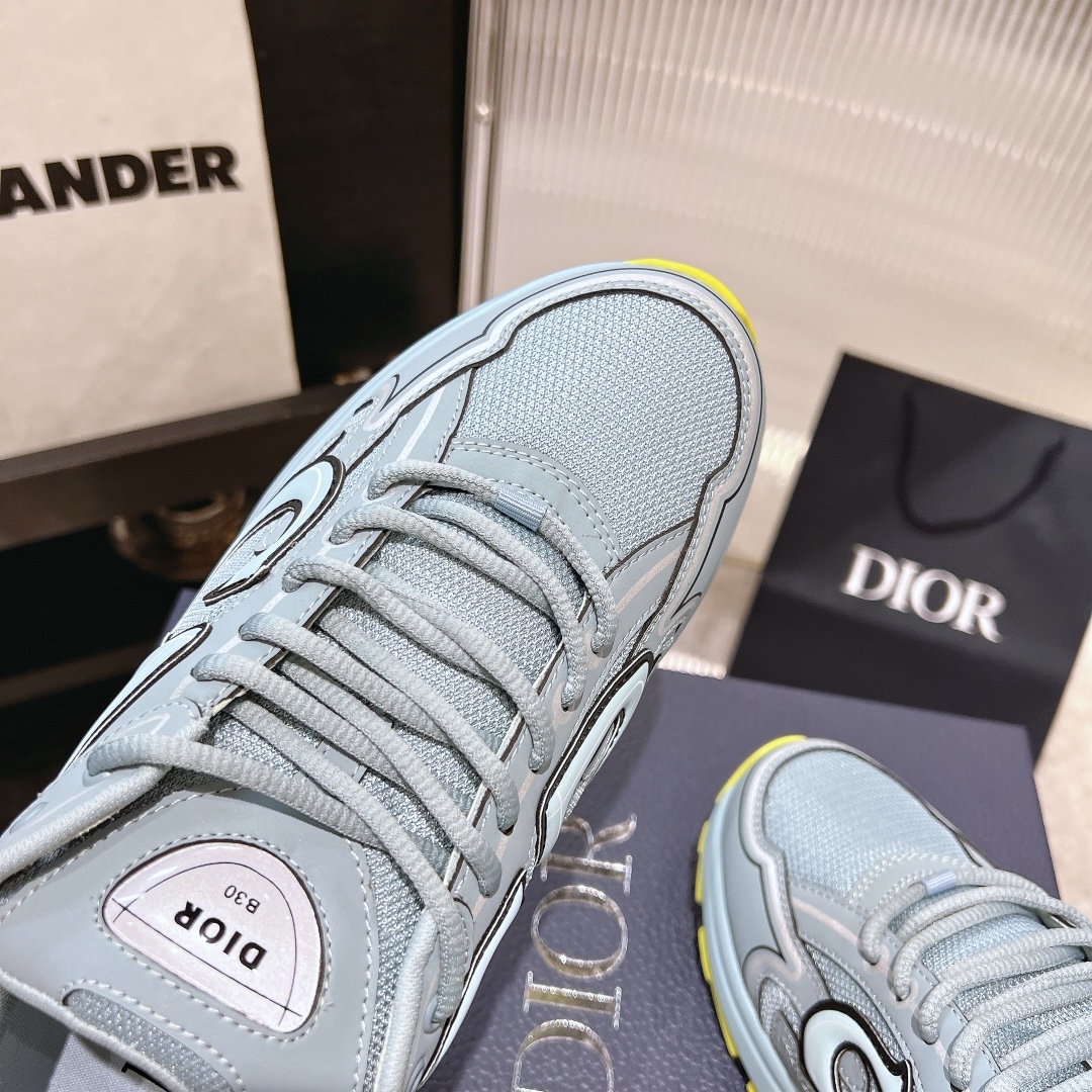 Dior B30 — Modèle 9