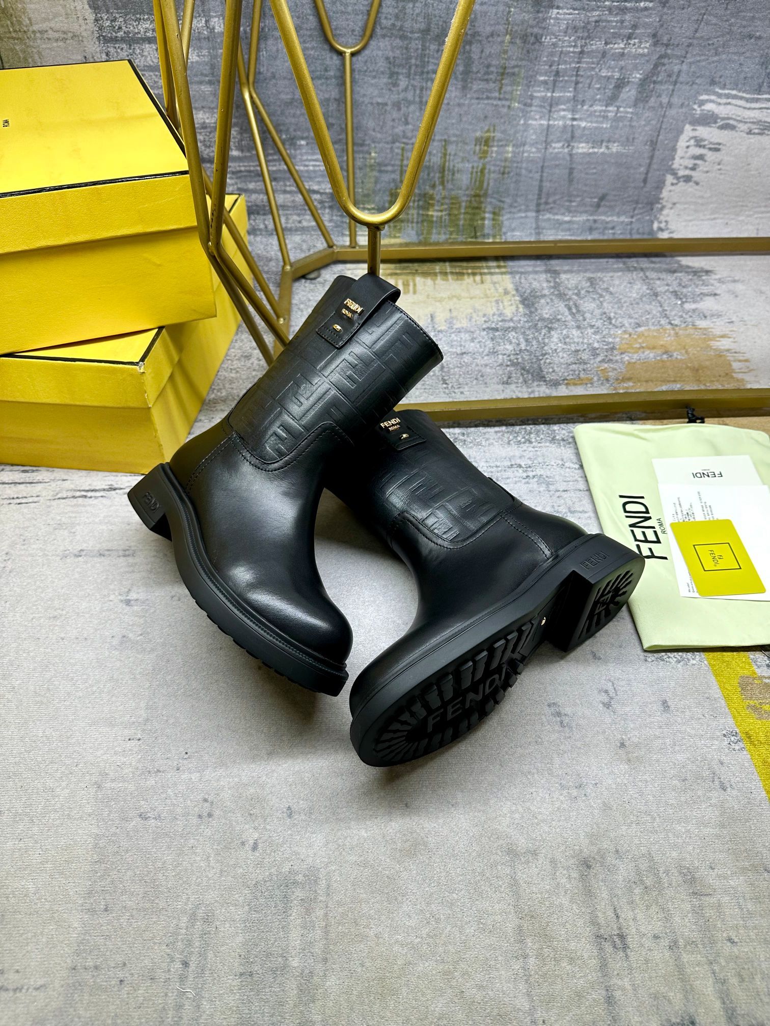 Fendi Bottine — Modèle 1