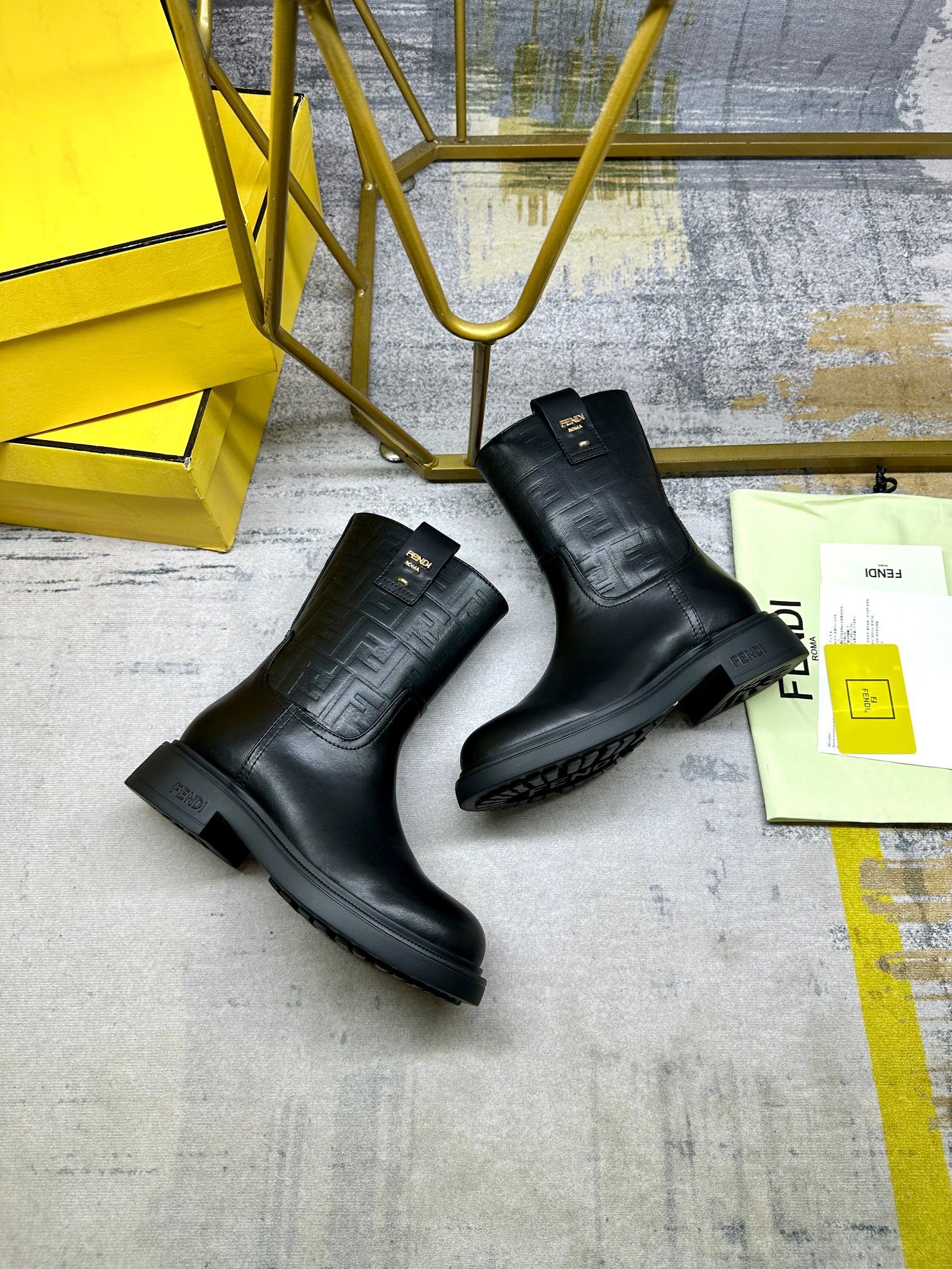 Fendi Bottine — Modèle 1