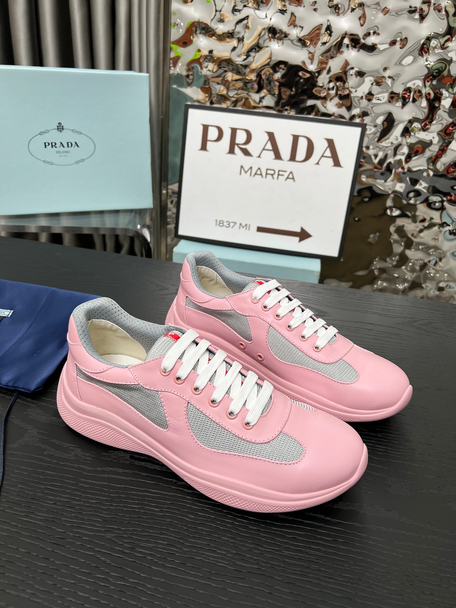 Prada Cup Mat — Modèle 2