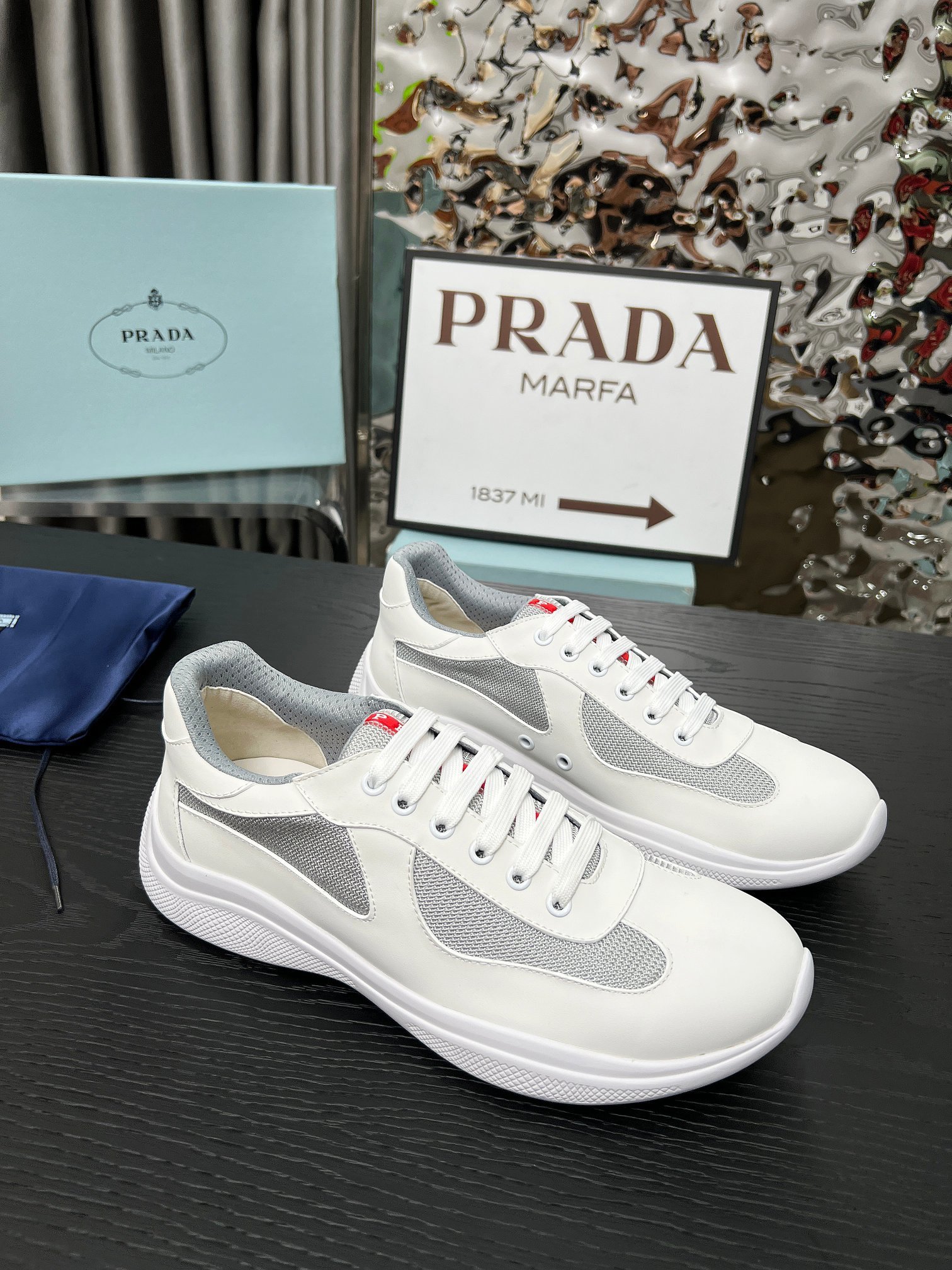 Prada Cup Mat — Modèle 3
