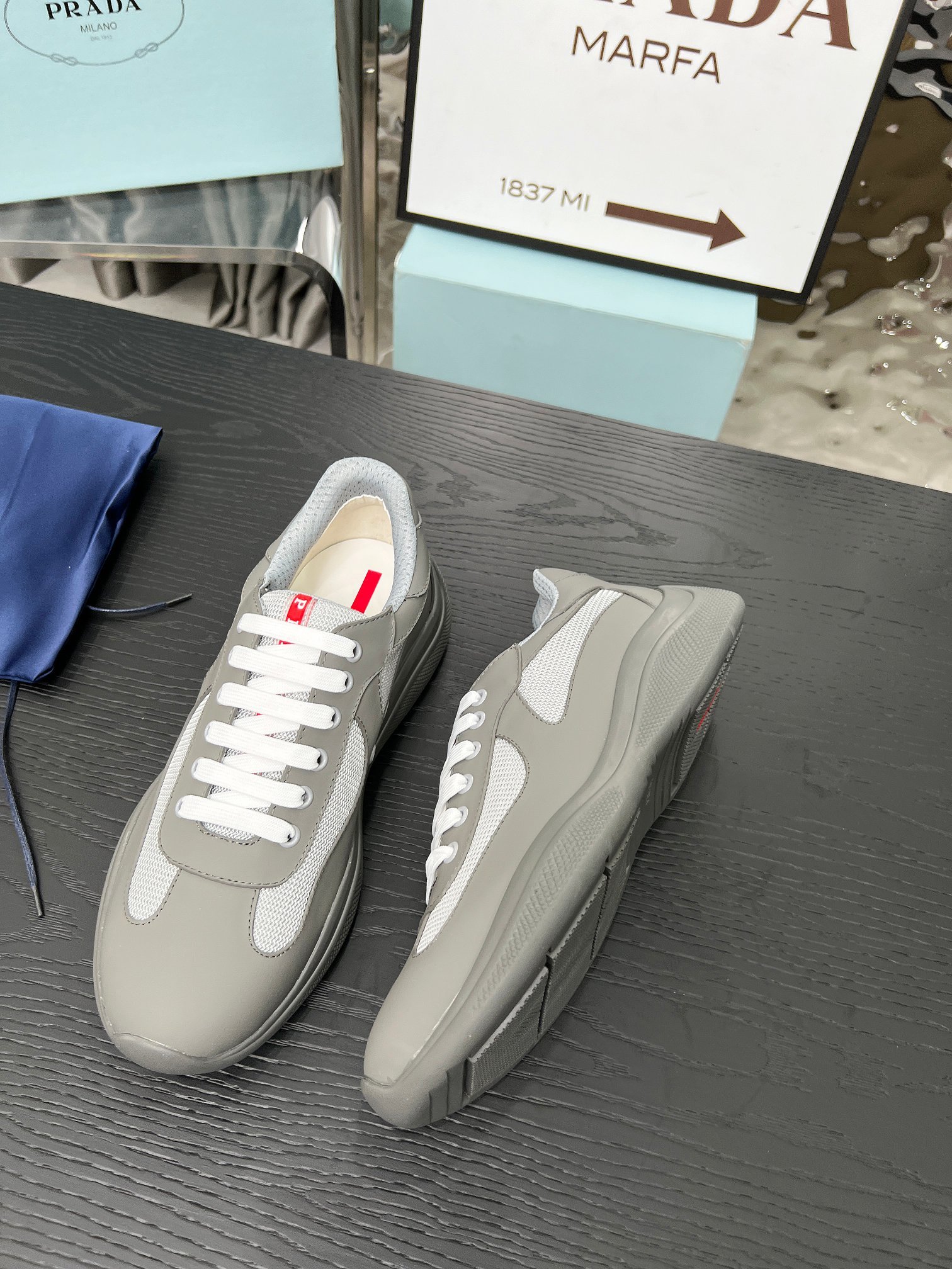 Prada Cup Mat — Modèle 5