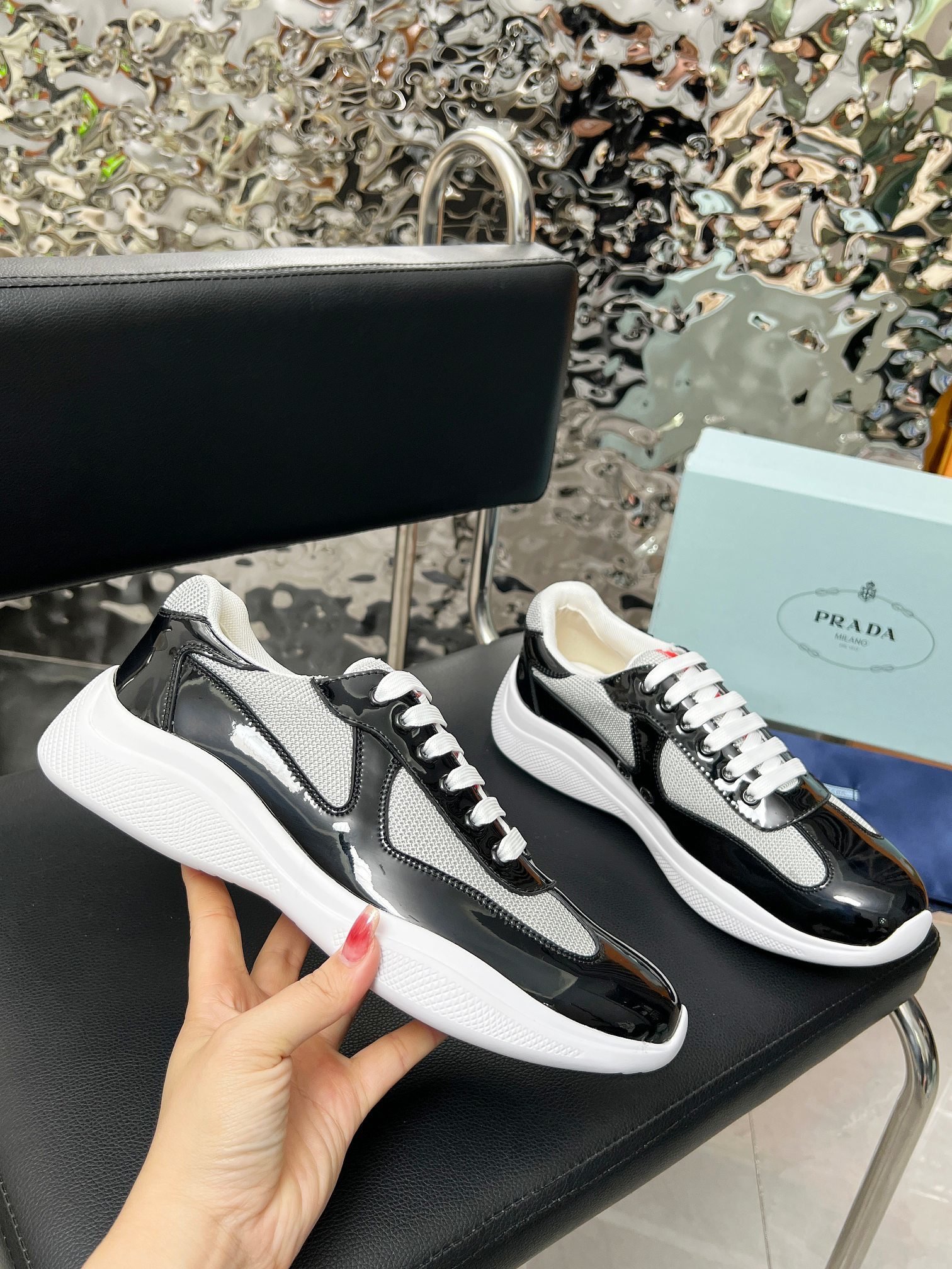 Prada Cup — Modèle 1