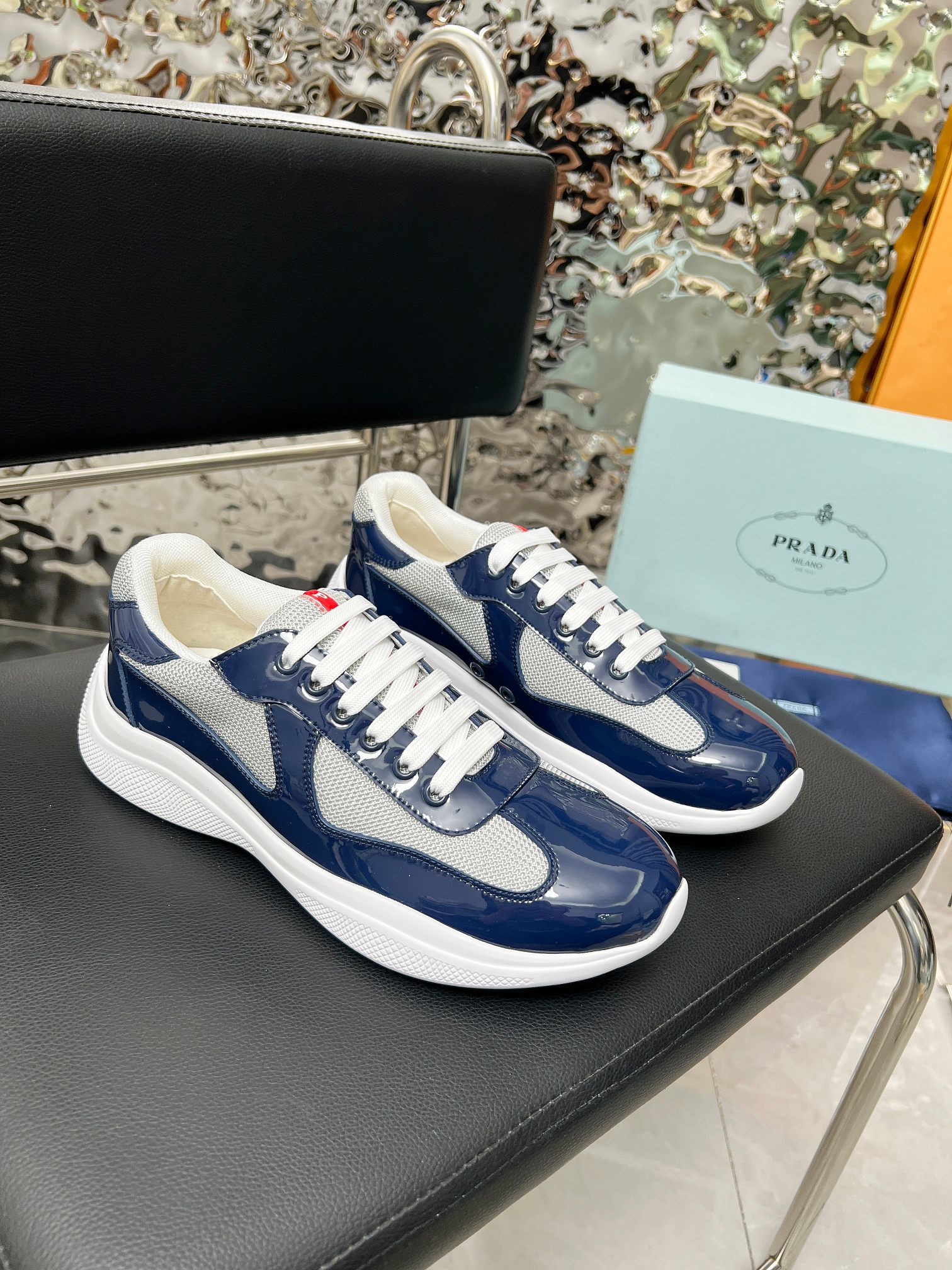 Prada Cup — Modèle 4