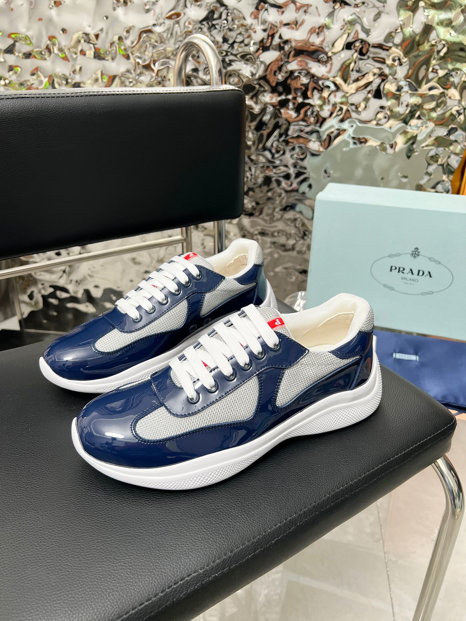 Prada Cup — Modèle 4