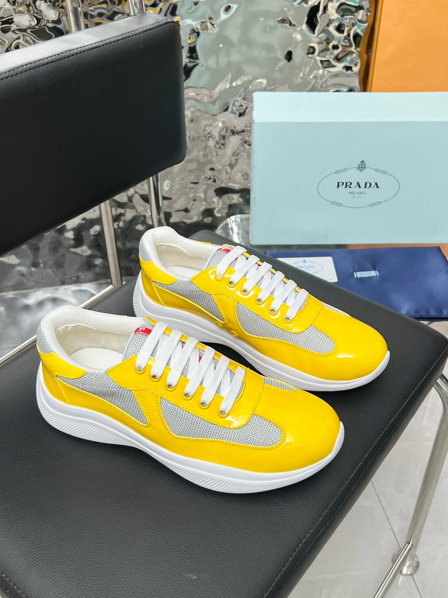 Prada Cup — Modèle 5
