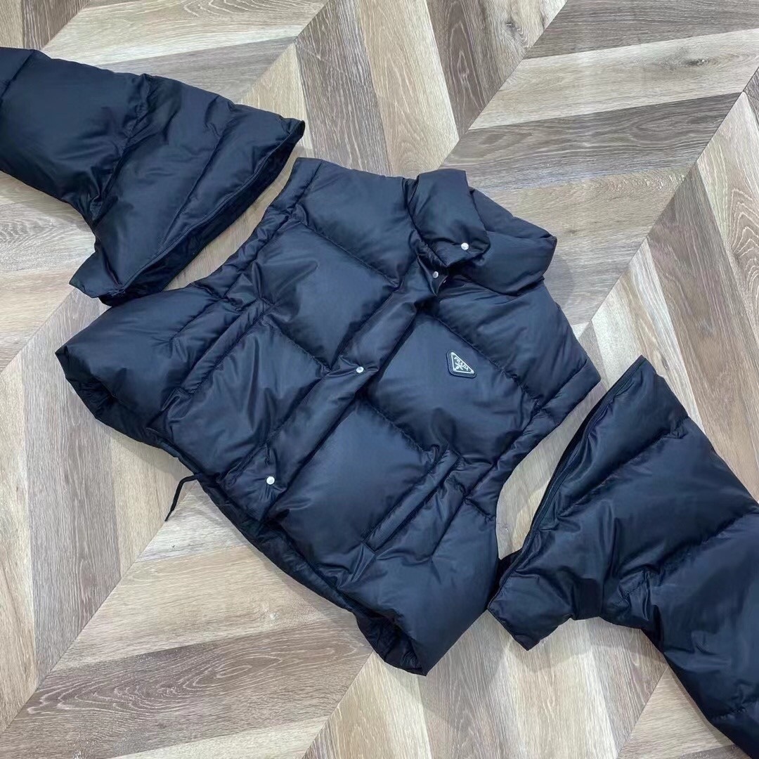 Prada Re Nylon Cropped Convertible Down Jacket Manches Detachables