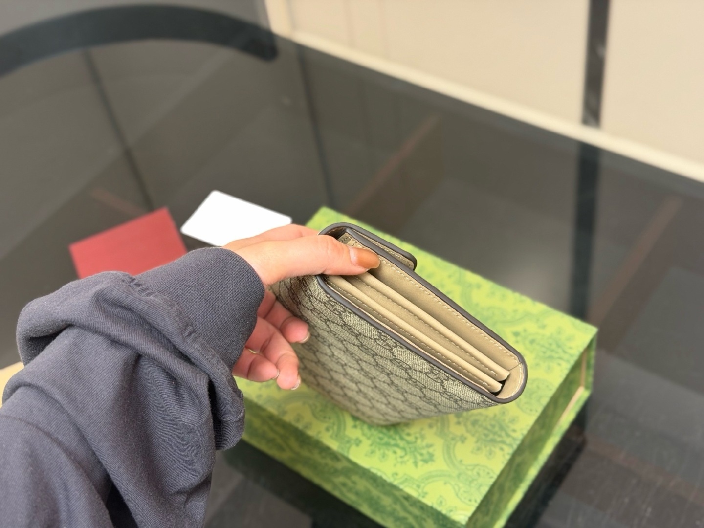 Gucci WOC