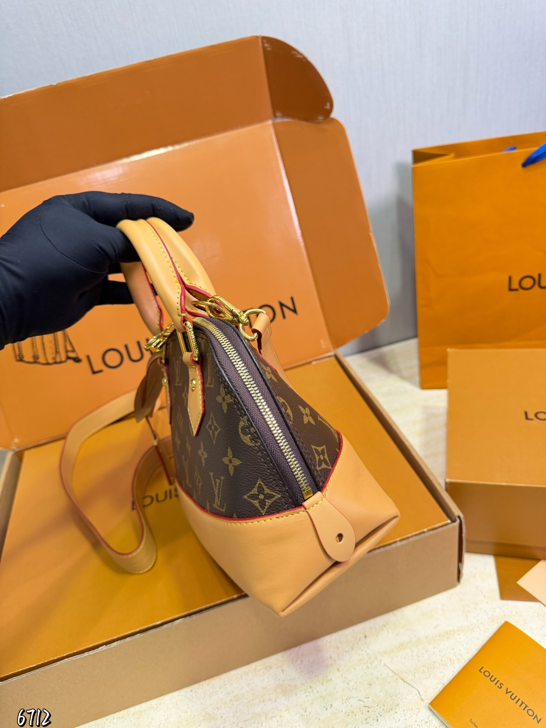 Louis Vuitton Alma BB