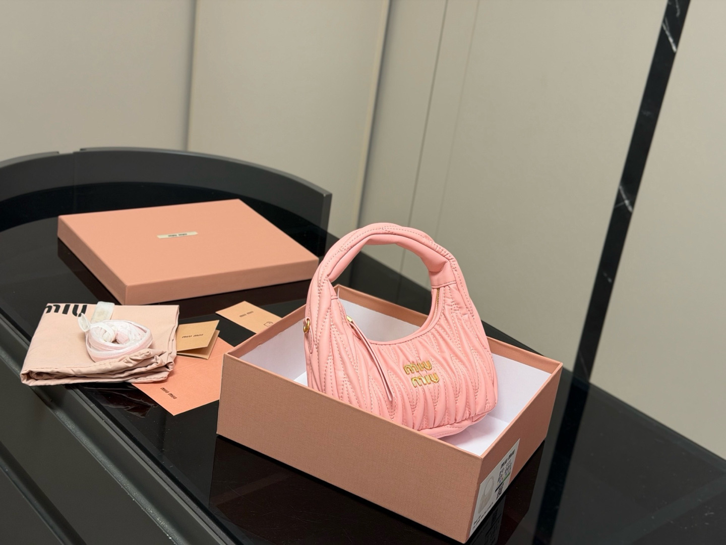 Miu Miu Sac Femme 22×11 cm