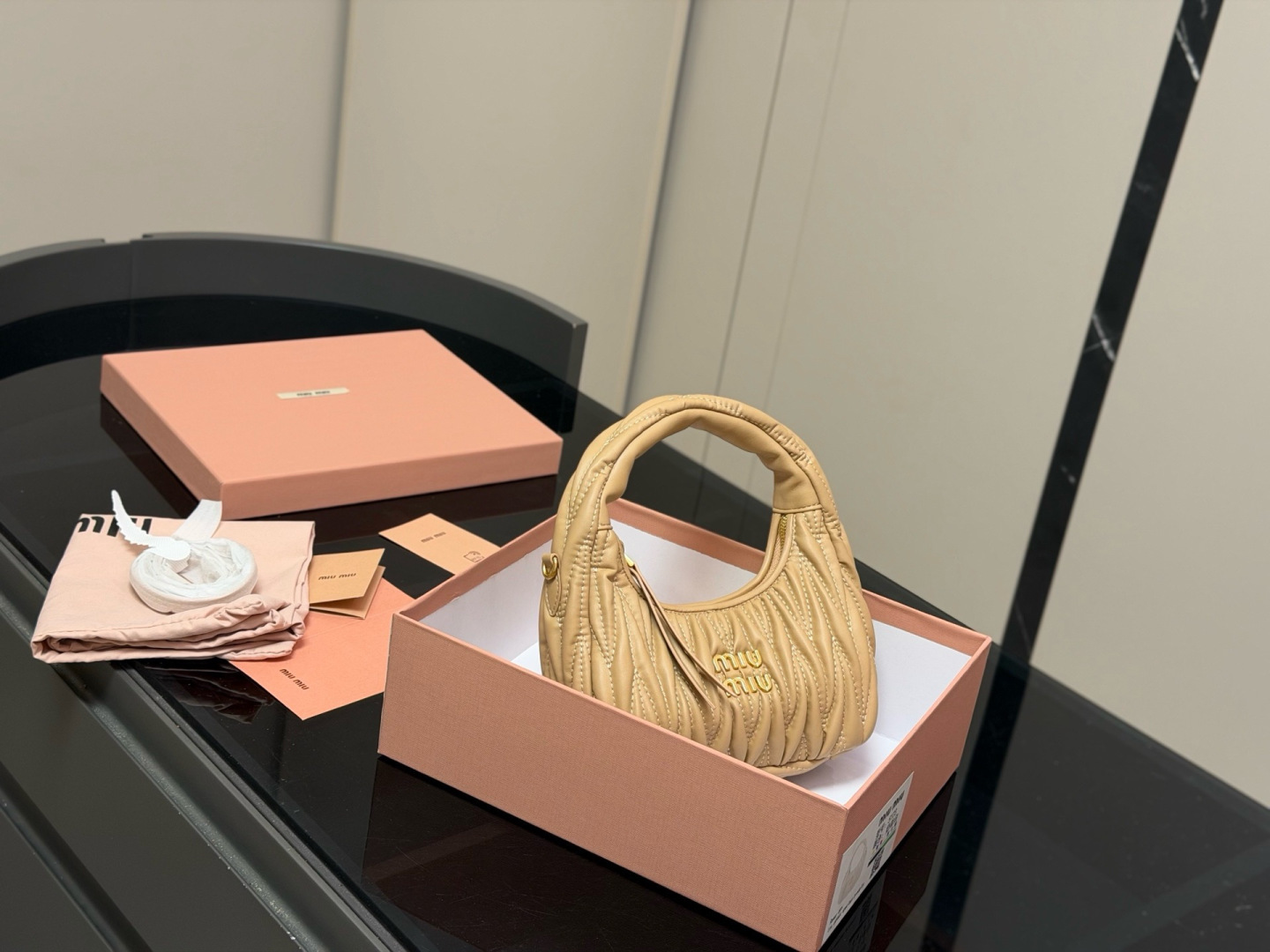 Miu Miu Sac Femme 22×11 cm