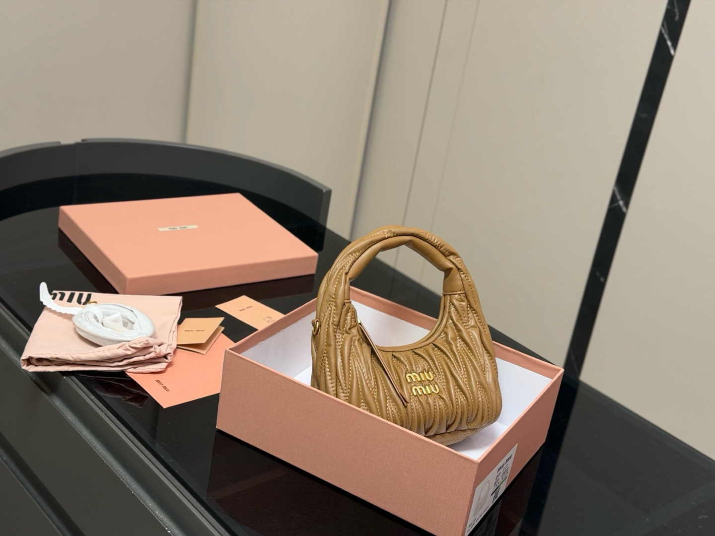 Miu Miu Sac Femme 22×11 cm