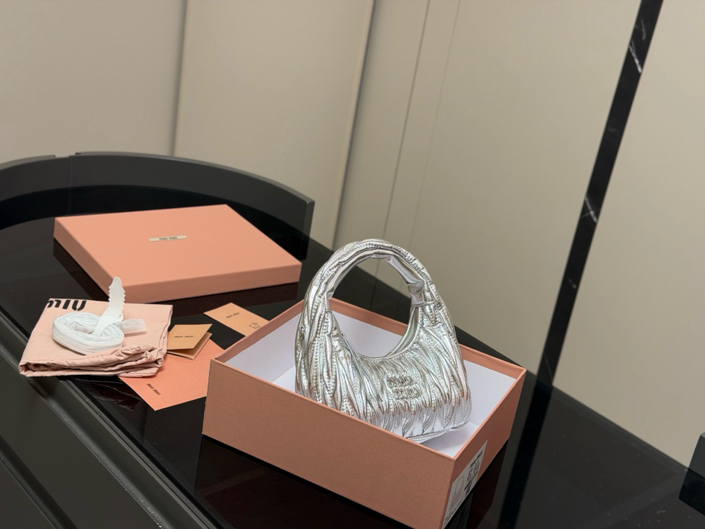 Miu Miu Sac Femme 22×11 cm