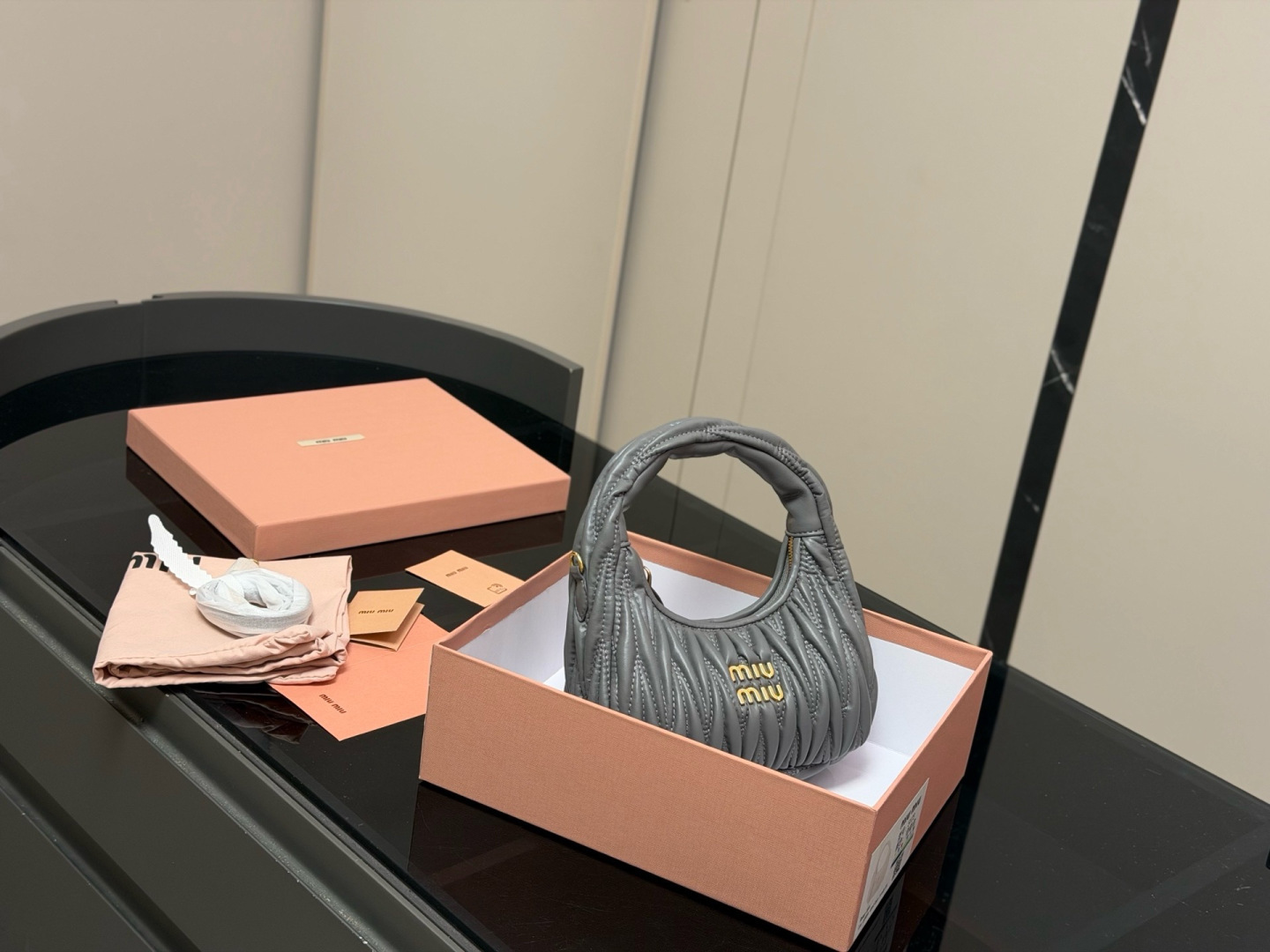 Miu Miu Sac Femme 22×11 cm