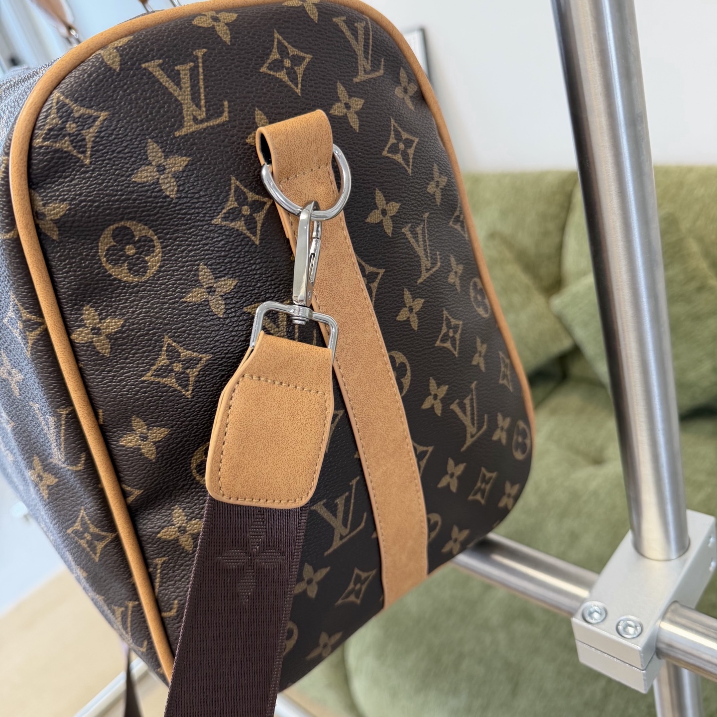 Louis Vuitton Keepall Bandoulière 45