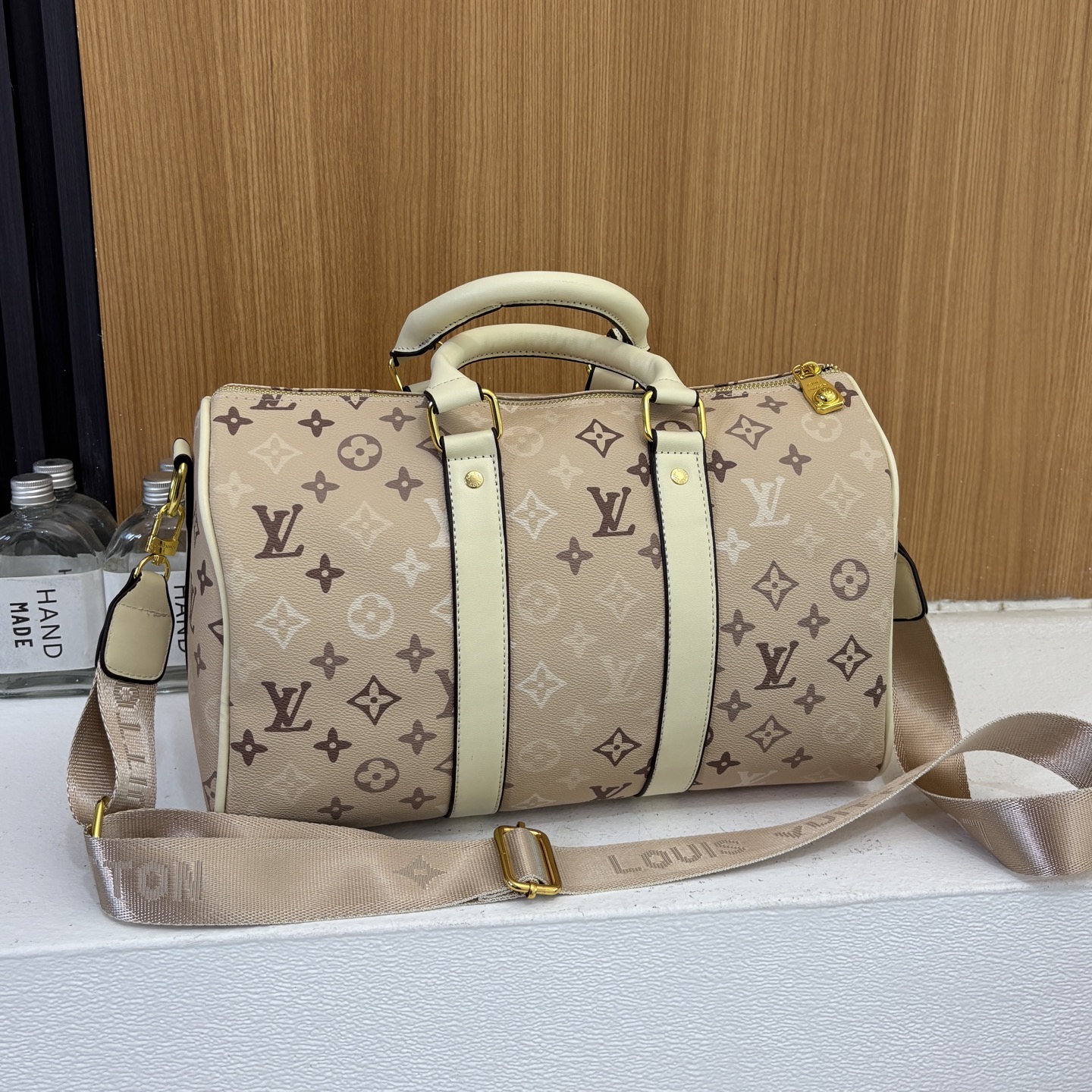Louis Vuitton Keepall Bandoulière 35