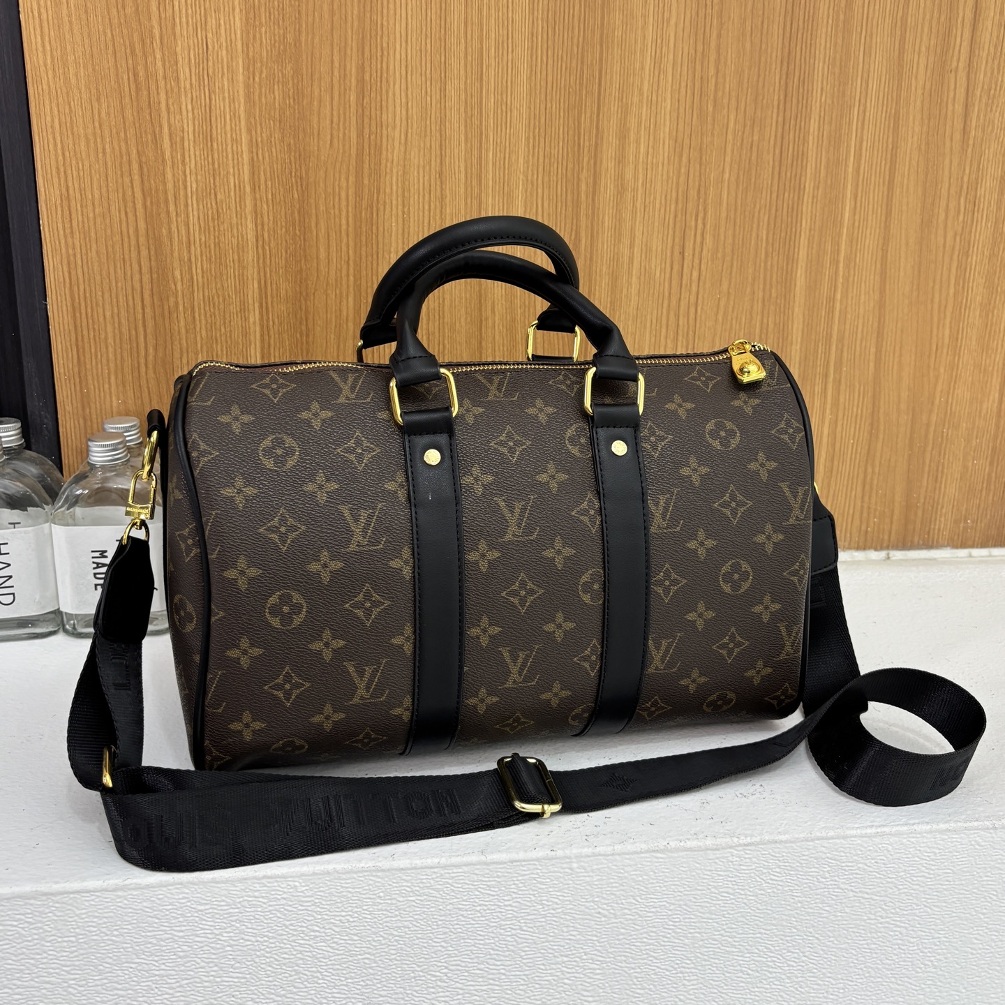 Louis Vuitton Keepall Bandoulière 35