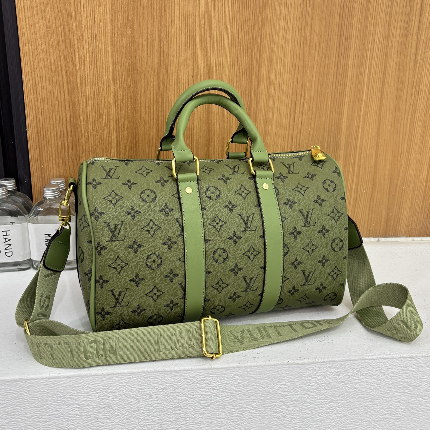 Louis Vuitton Keepall Bandoulière 35